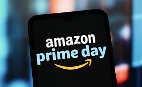  Warning sign on a laptop with Amazon Prime Day 2025 and AI scam alert